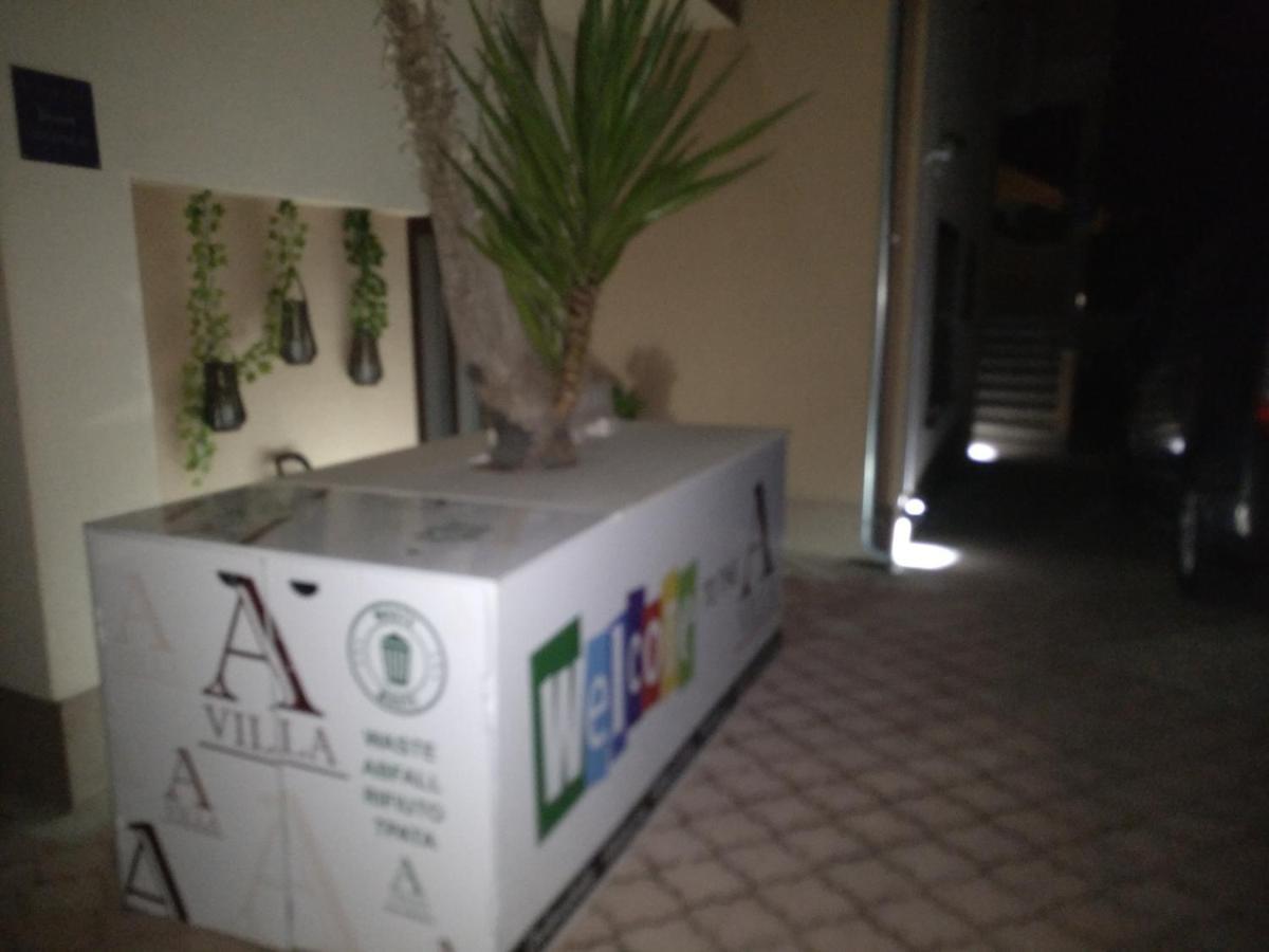 Apartments Villa A - Heating Pool Trogir Dış mekan fotoğraf