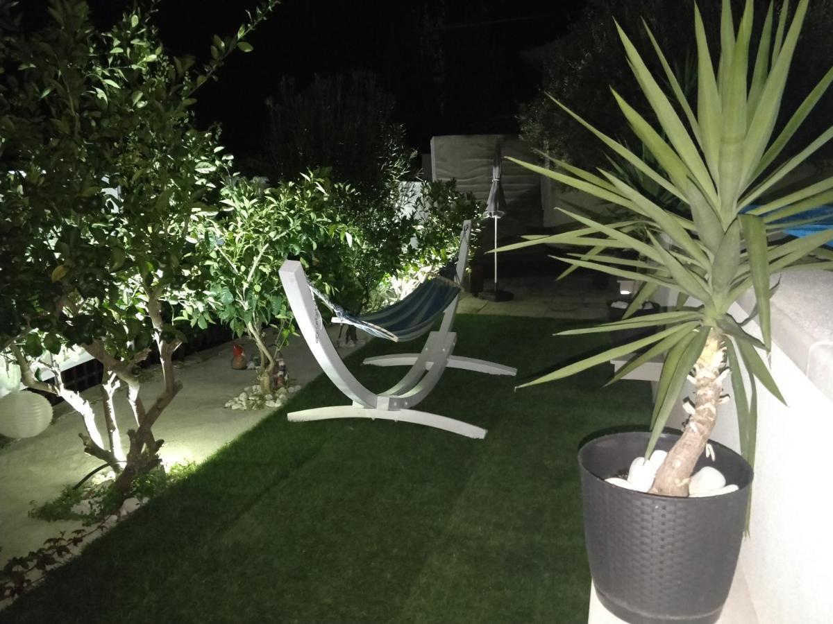 Apartments Villa A - Heating Pool Trogir Dış mekan fotoğraf