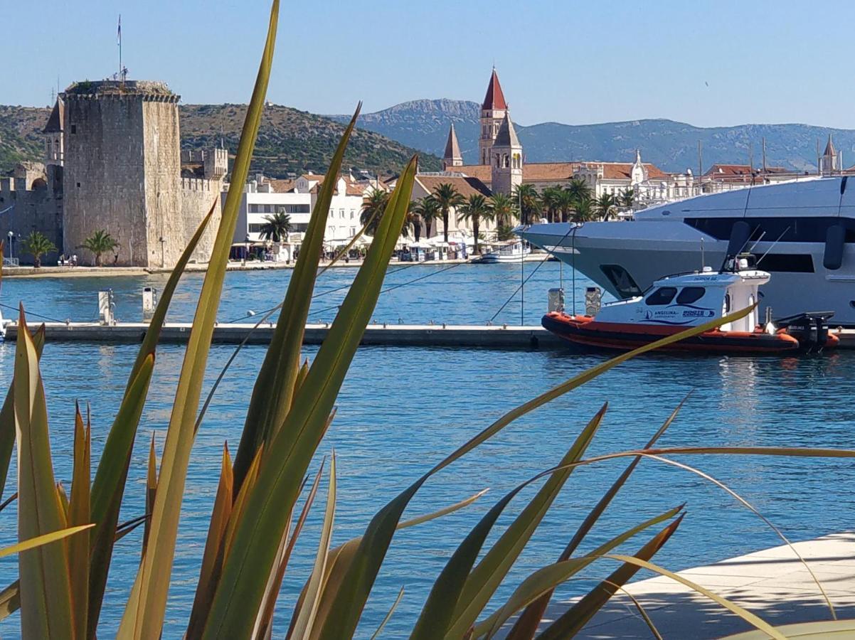 Apartments Villa A - Heating Pool Trogir Dış mekan fotoğraf