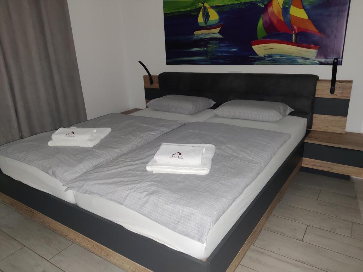 Apartments Villa A - Heating Pool Trogir Dış mekan fotoğraf