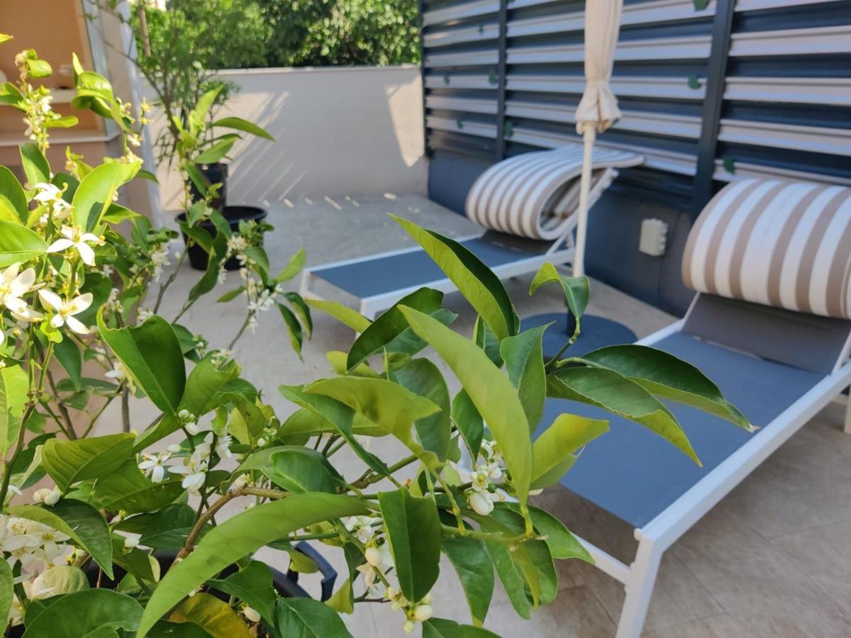 Apartments Villa A - Heating Pool Trogir Dış mekan fotoğraf